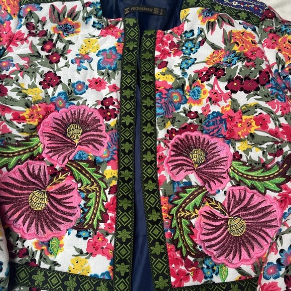 ‘Renata' Floral Embroidered Open Front Blazer - Picture 7 of 12